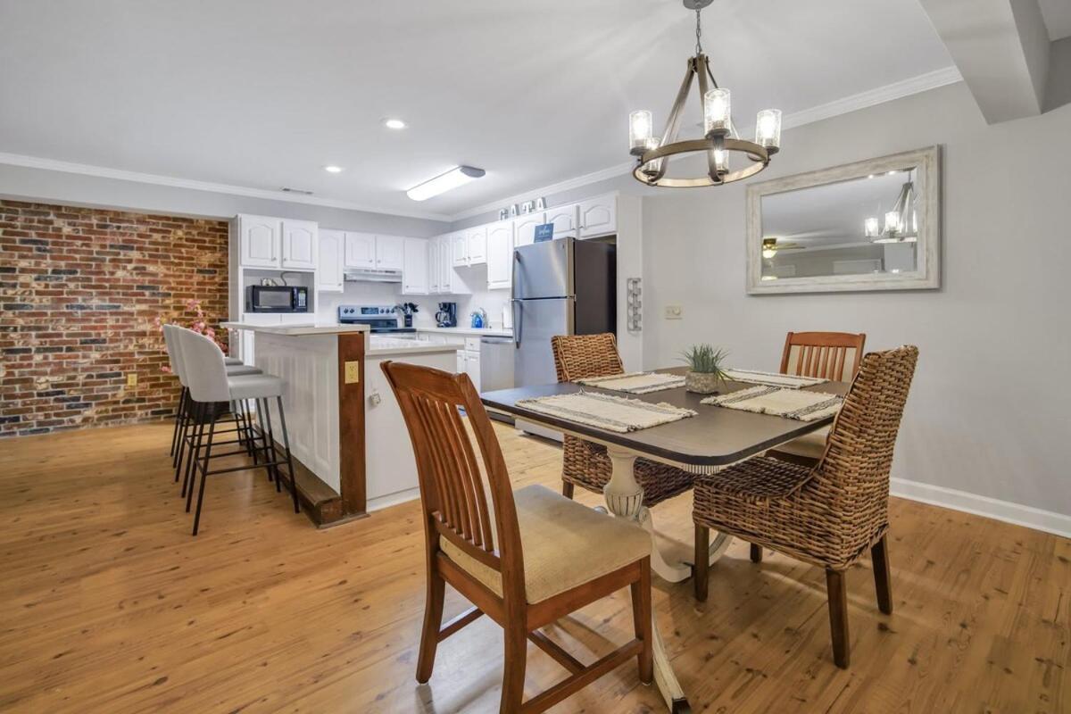 Freedom's Flight - The Post Lofts Apartment Statesboro